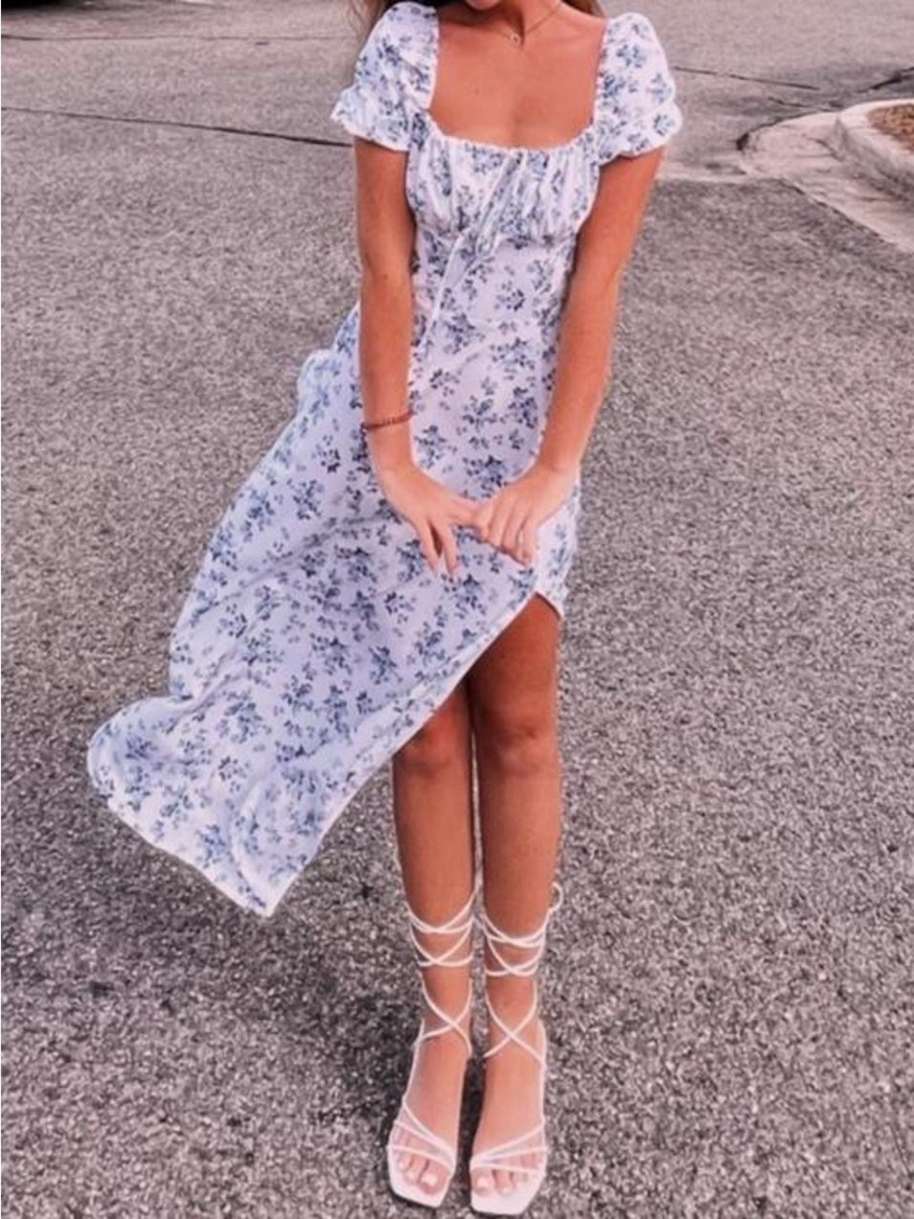 Dress - Picture 5 of 7